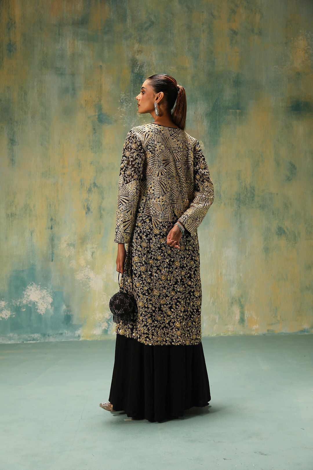 Abigail: Black and Gold Ethnic sets