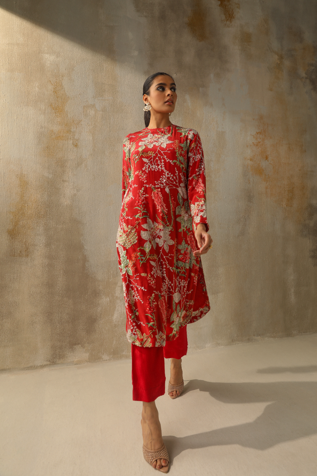 Elegant Floral Printed Kurta with Pants