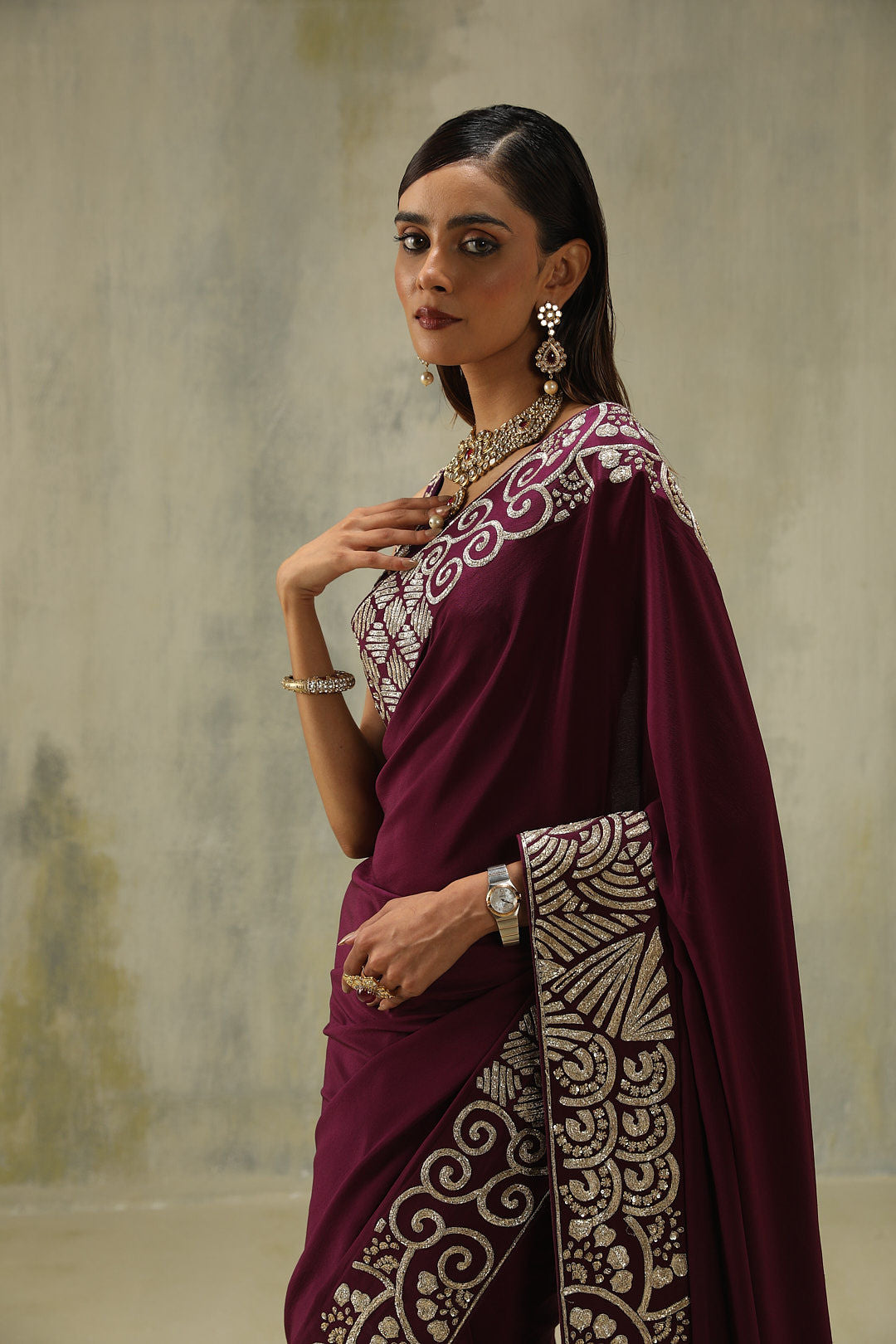 Noor : Embroidered Sari Set in Burgundy