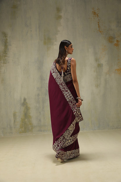 Noor : Embroidered Sari Set in Burgundy