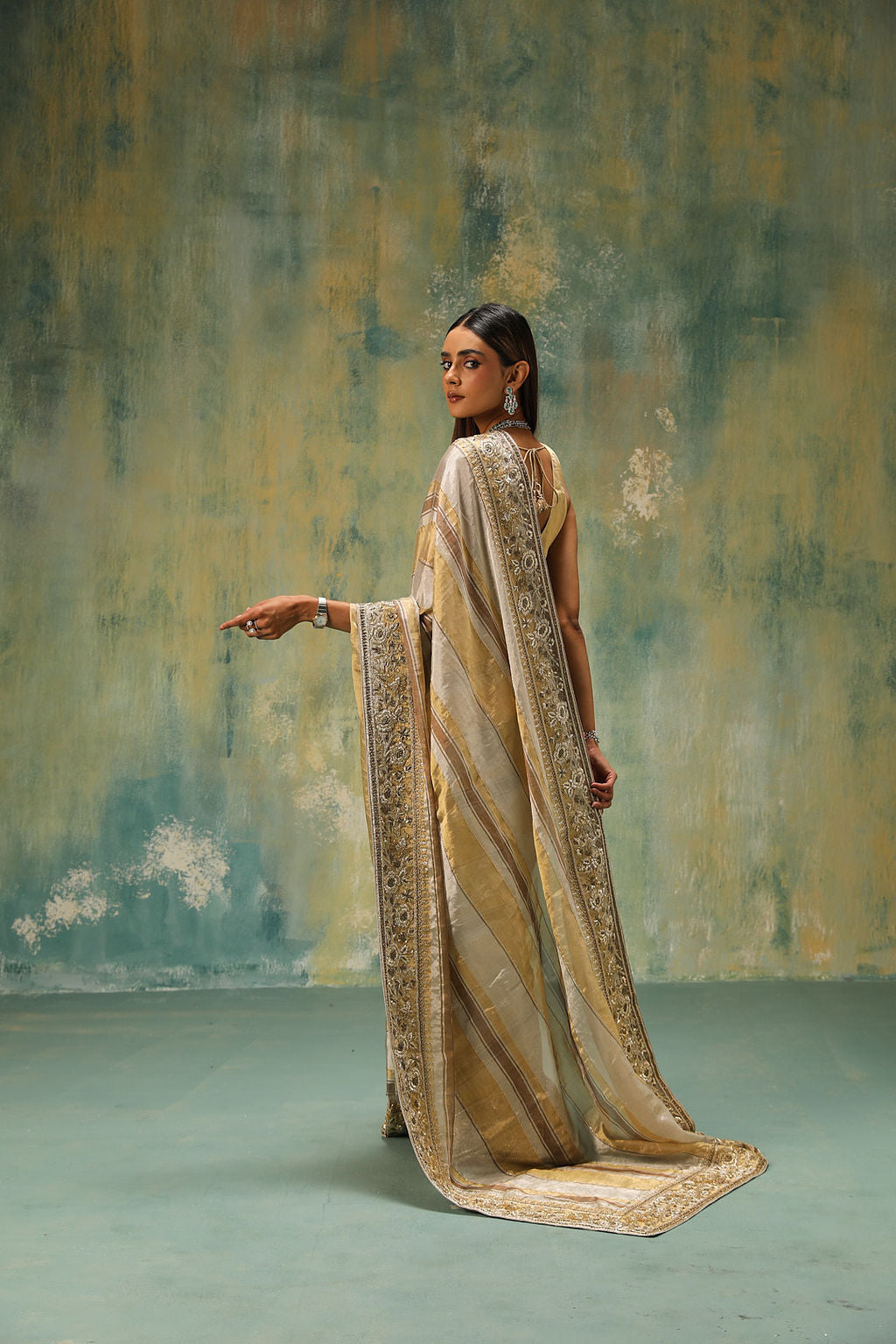 Aarya: Handwoven Stripe Tissue Silk Saree