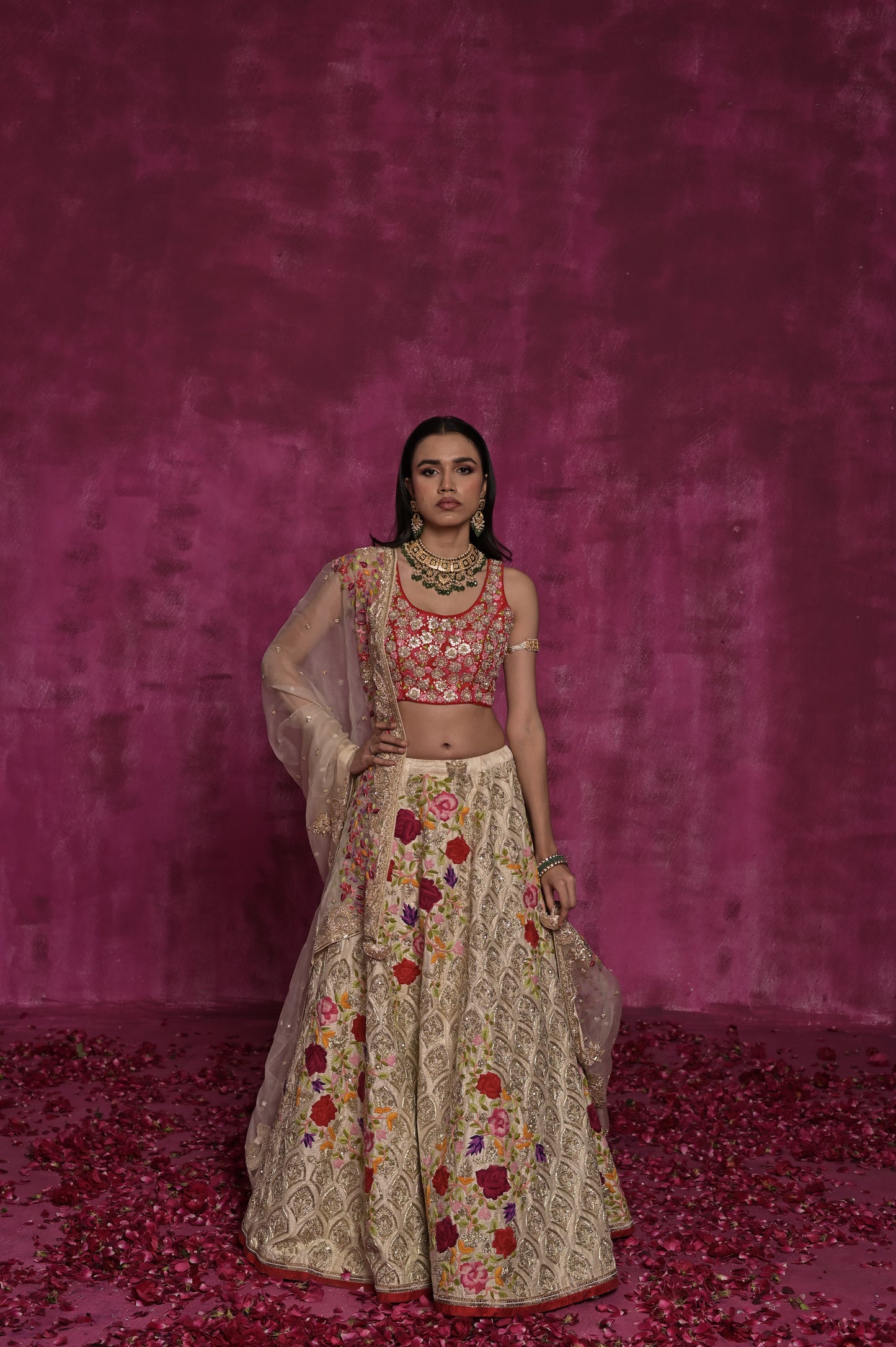 SIYA LEHENGA